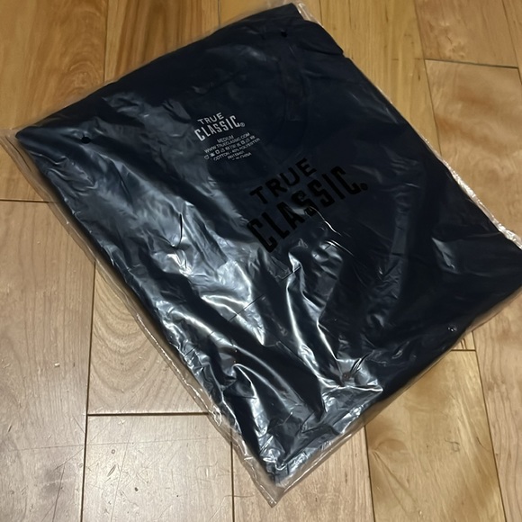 True Classics t-shirts (2) - Size M (men) - Picture 4 of 6